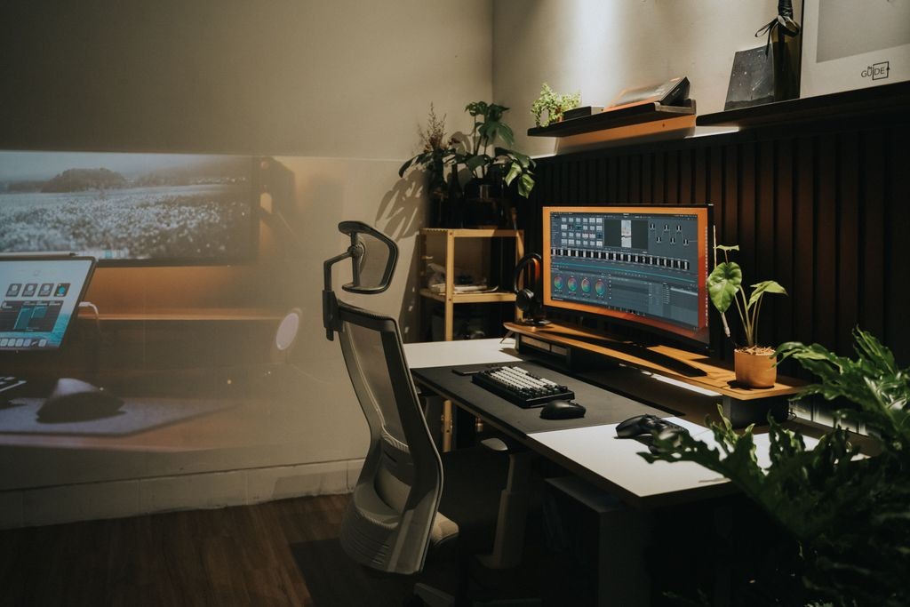 Jak ustawić monitor w ergonomiczny sposób?